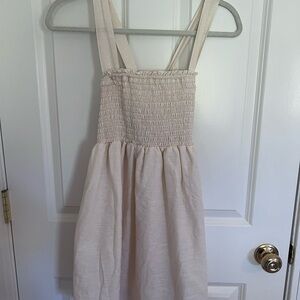 American Eagle Cream Sleeveless Smocked Dress